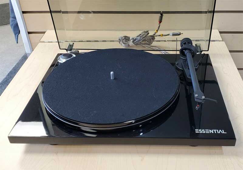 Pro Ject Essential Turntable